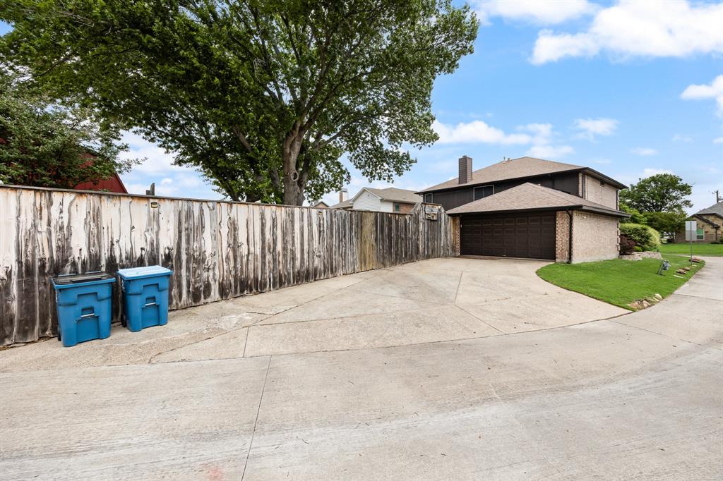 9209 Chimneywood Drive Property Photo 33