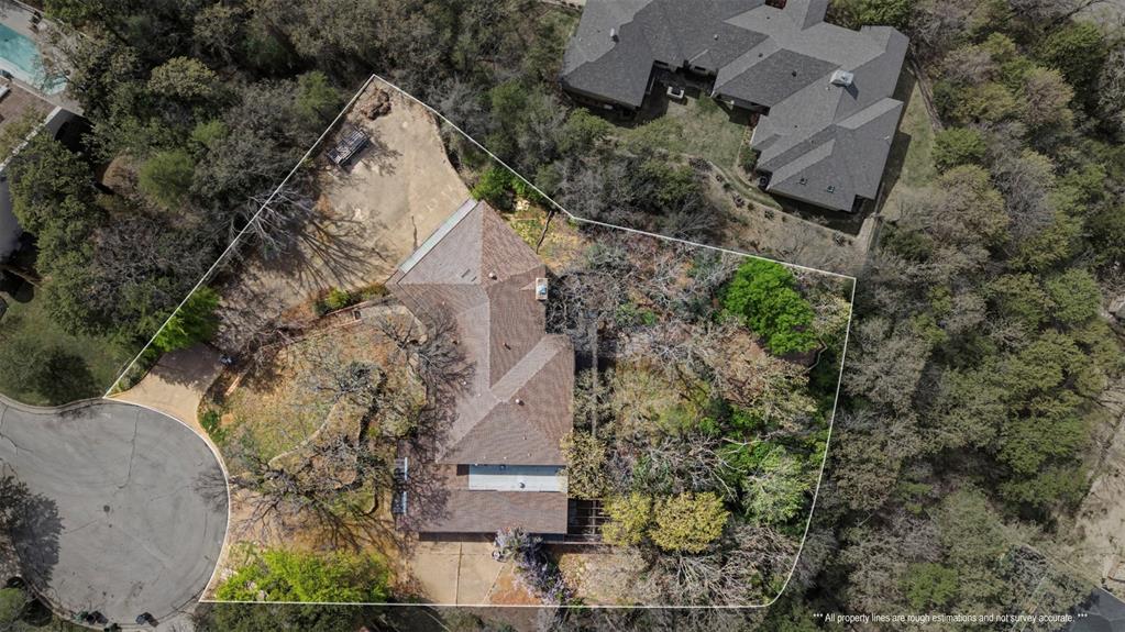 1434 Crownhill Drive Property Photo 4