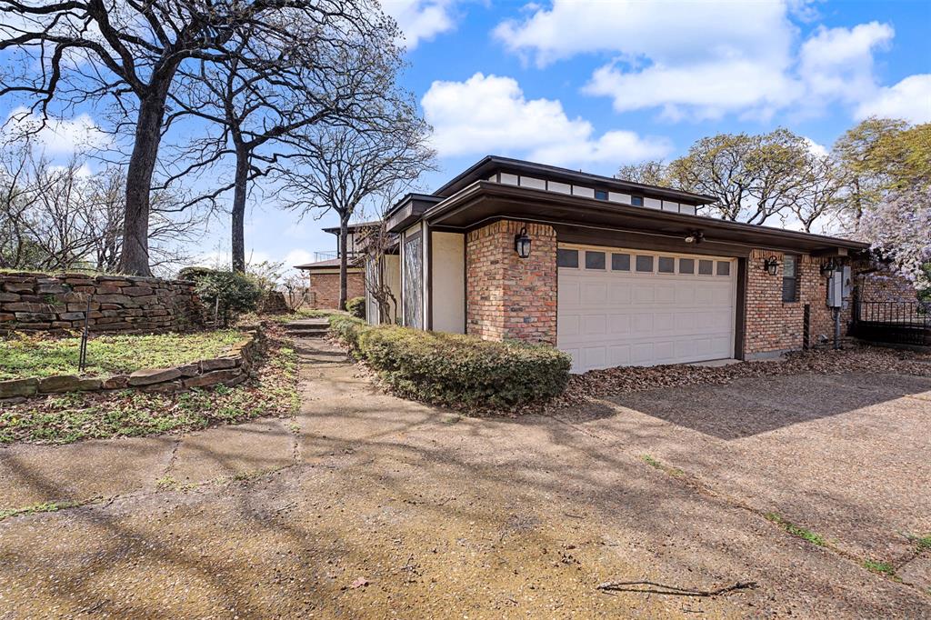 1434 Crownhill Drive Property Photo 25