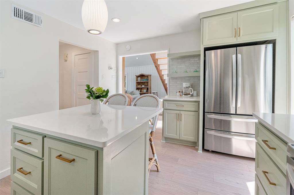 513 Winding Shore Drive Property Photo 15