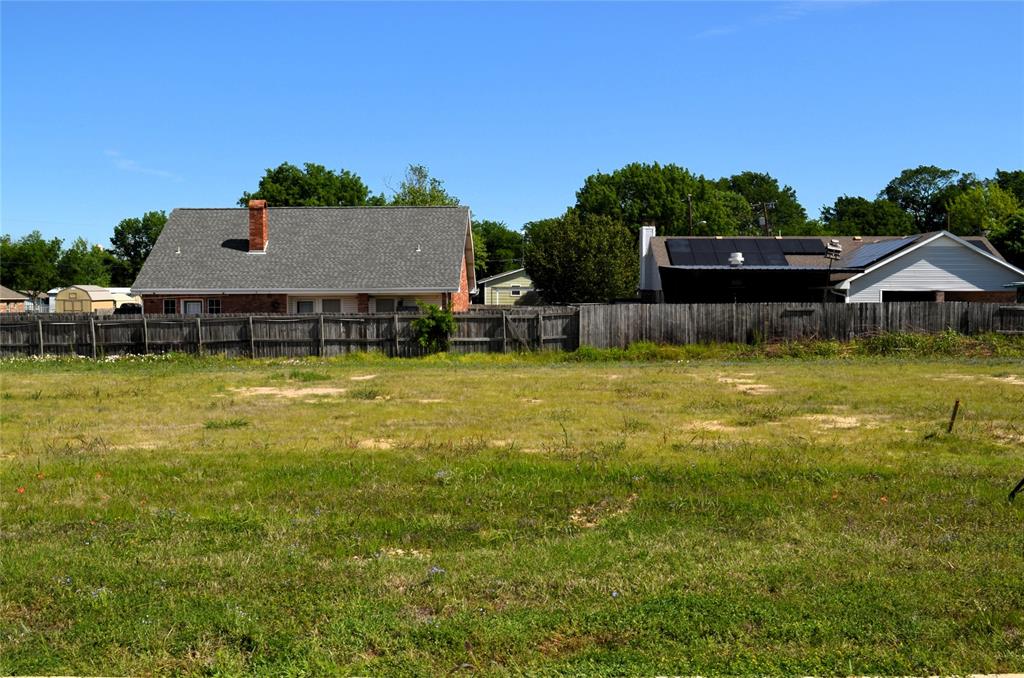 308 Preston Road Property Photo 4