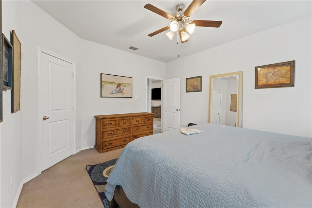585 Concho Street Property Photo 11