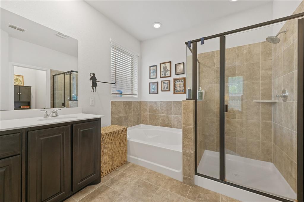 585 Concho Street Property Photo 13