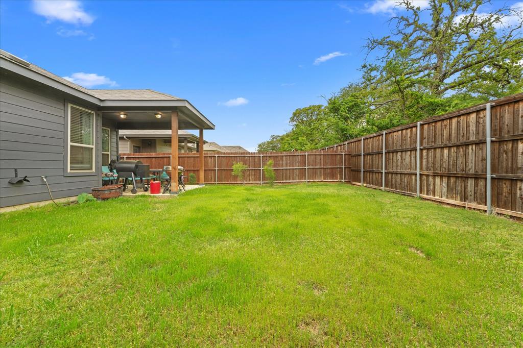 585 Concho Street Property Photo 22
