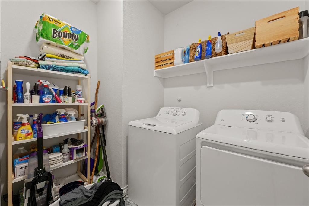 585 Concho Street Property Photo 24