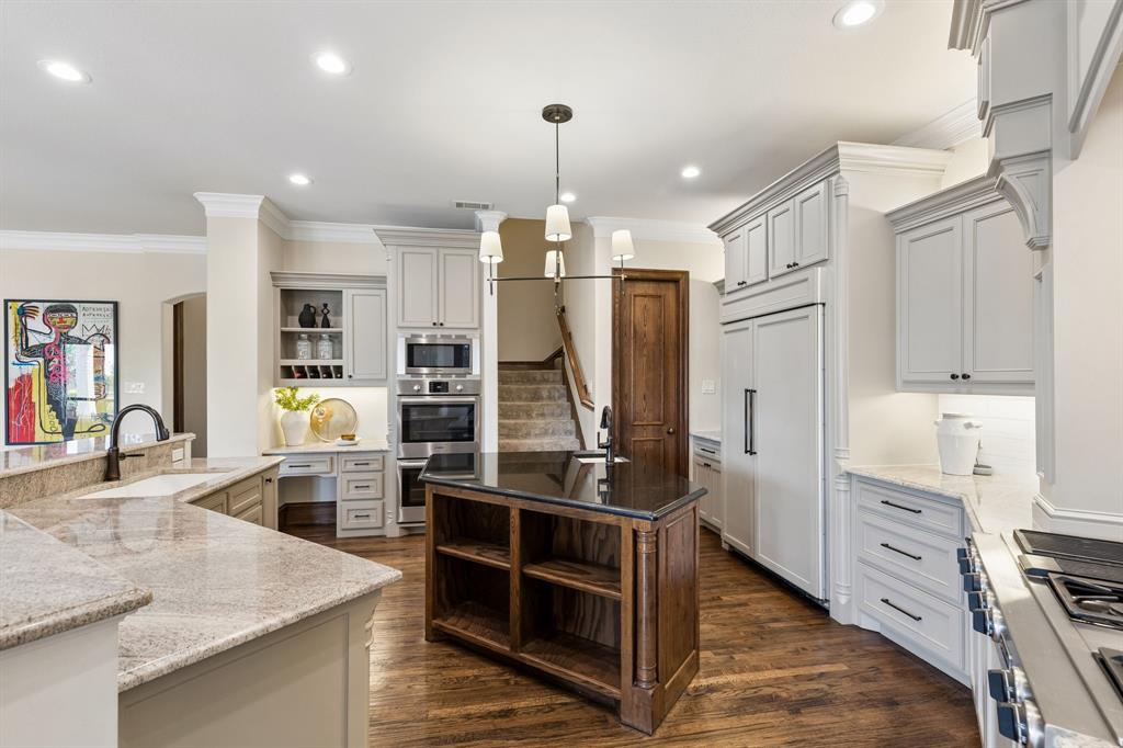 156 Stoneleigh Drive Property Photo 13