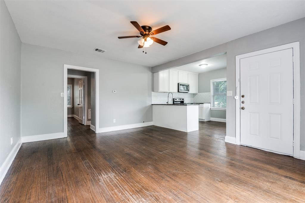 2307 Idaho Avenue Property Photo 2