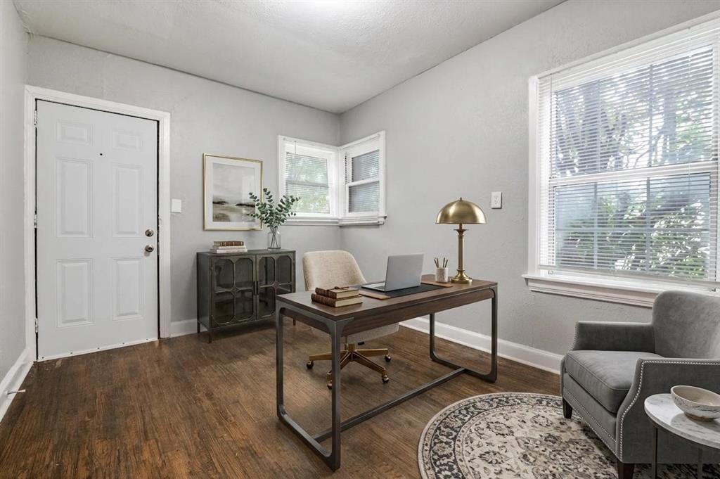 2307 Idaho Avenue Property Photo 8