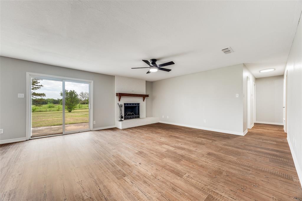 1972 Smith Oak Road Property Photo 6