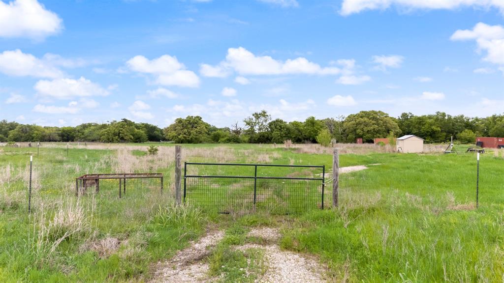 8248 Farm Road 2653 Property Photo 15