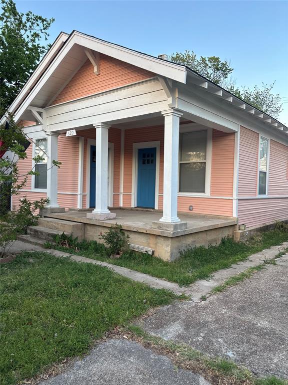 620 S Willomet Avenue Property Photo 2