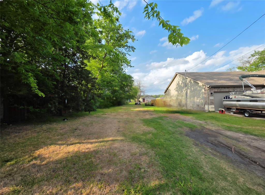 3008 Gillespie Street Property Photo 1