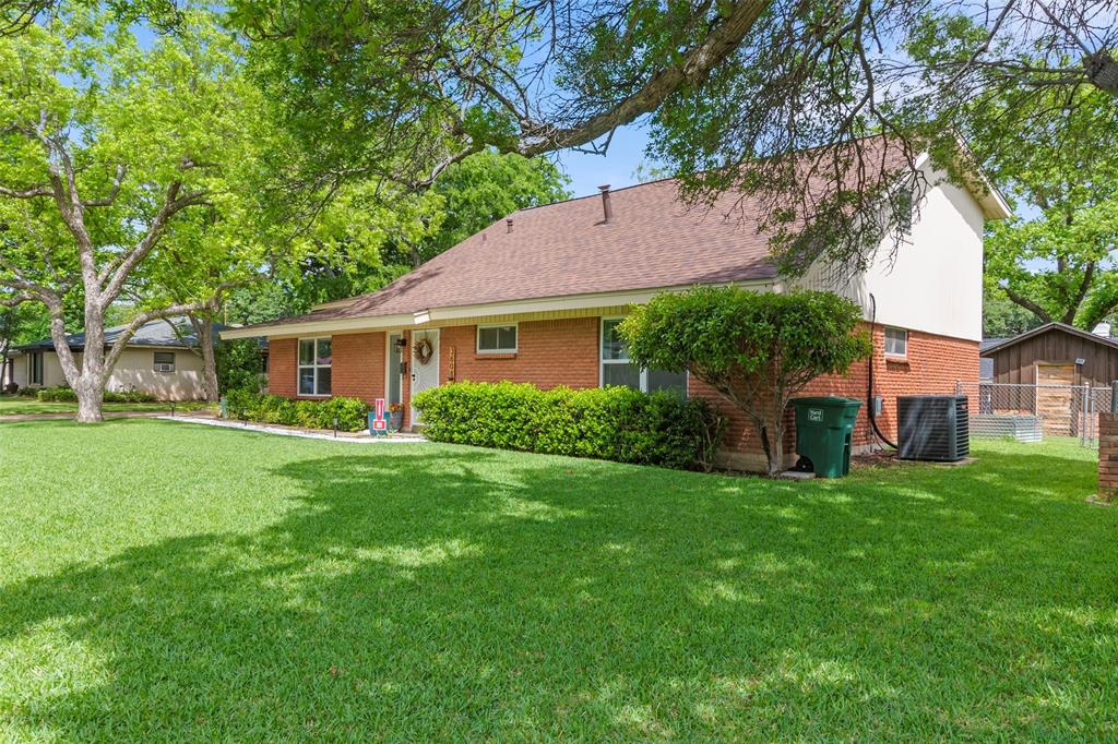 3608 Wooten Drive Property Photo 2