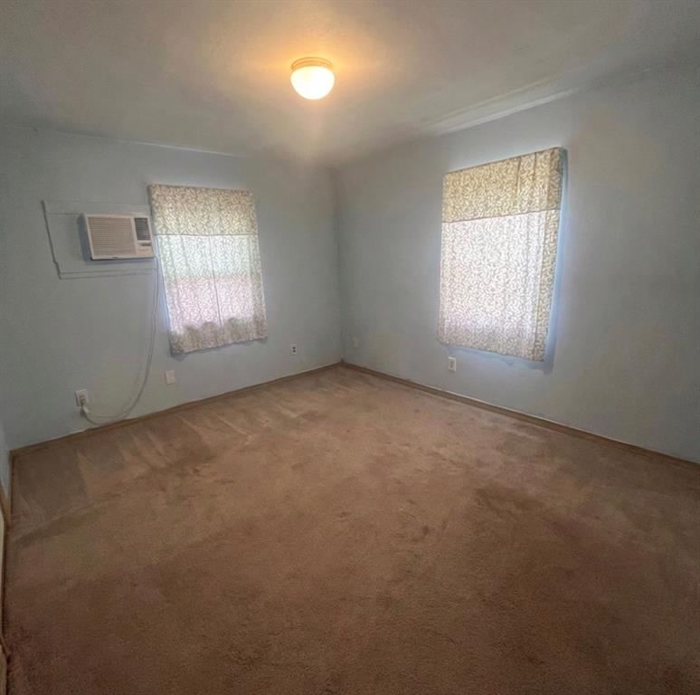 1608 Coleman Street Property Photo 7