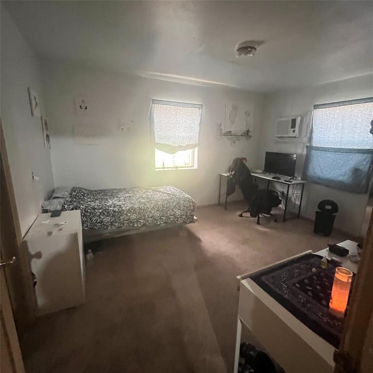 1608 Coleman Street Property Photo 13