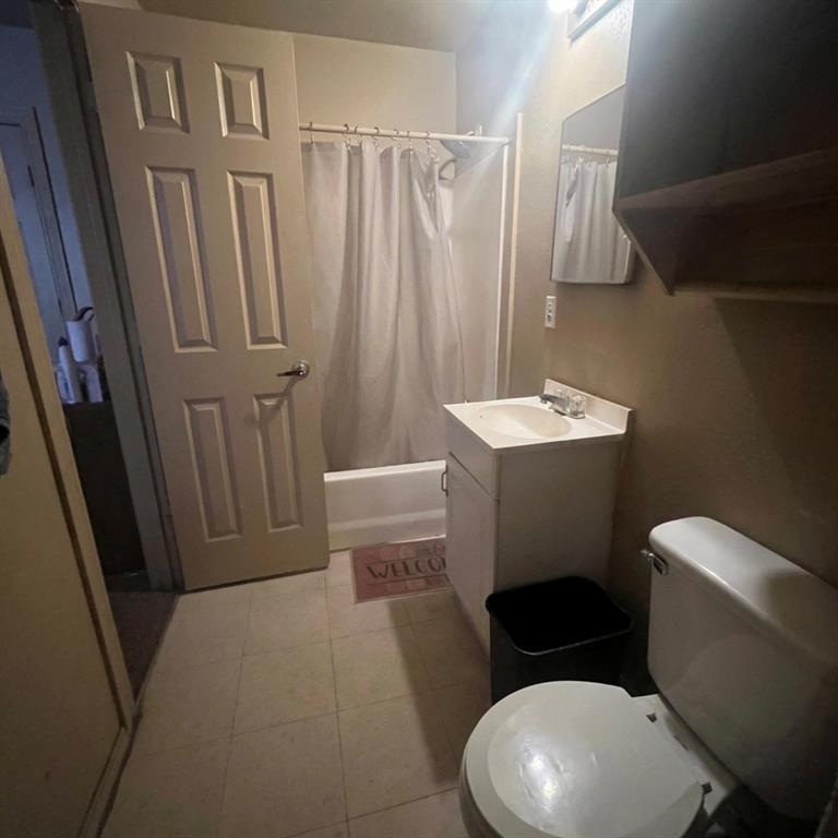 1608 Coleman Street Property Photo 16
