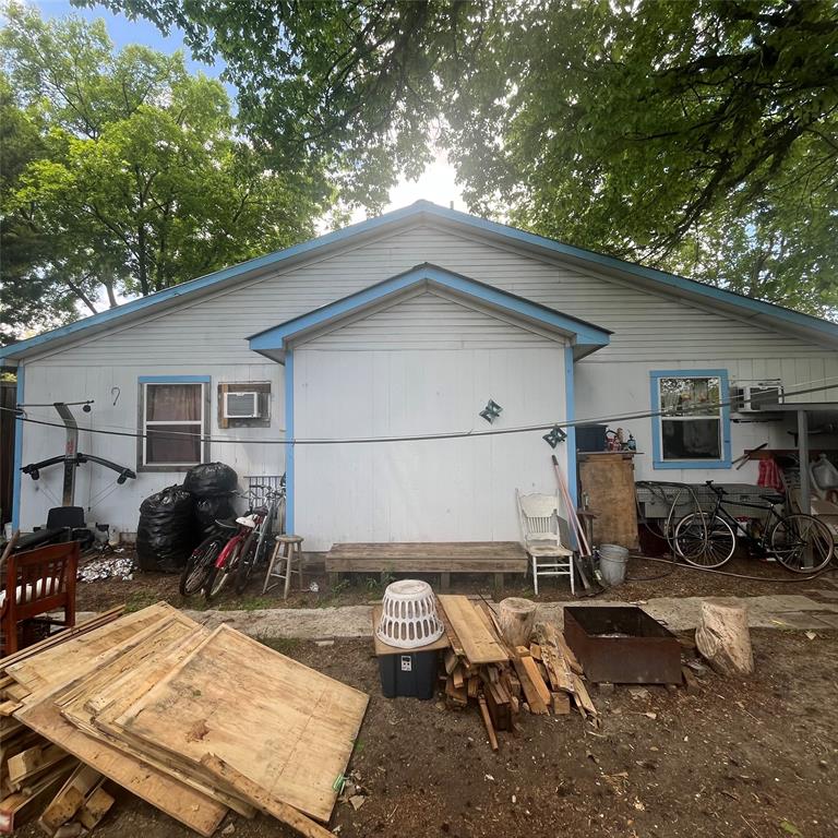 1608 Coleman Street Property Photo 29