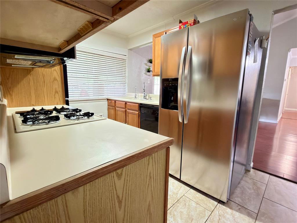1519 Clearbrook Street Property Photo 6