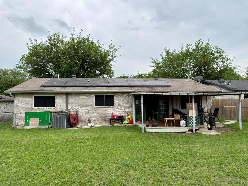 1519 Clearbrook Street Property Photo 12