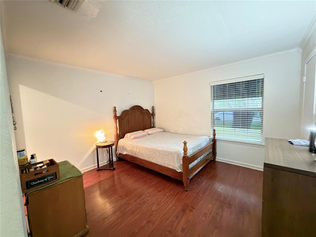 1519 Clearbrook Street Property Photo 16