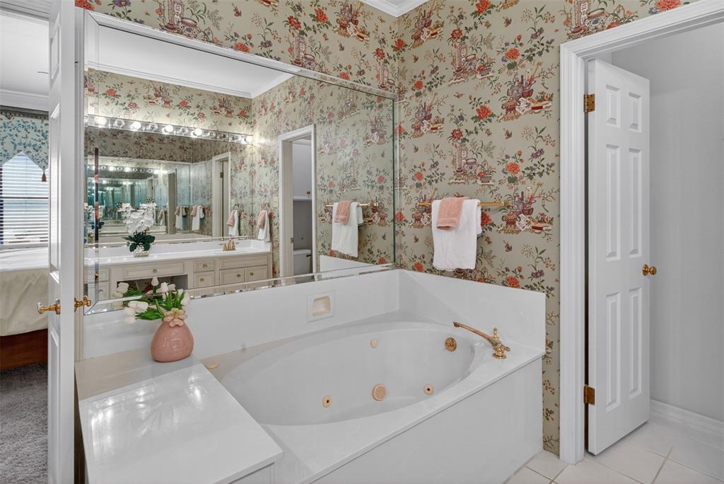 5726 Marina Bay Drive Property Photo 12