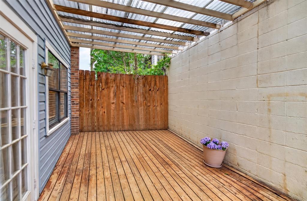 5726 Marina Bay Drive Property Photo 15