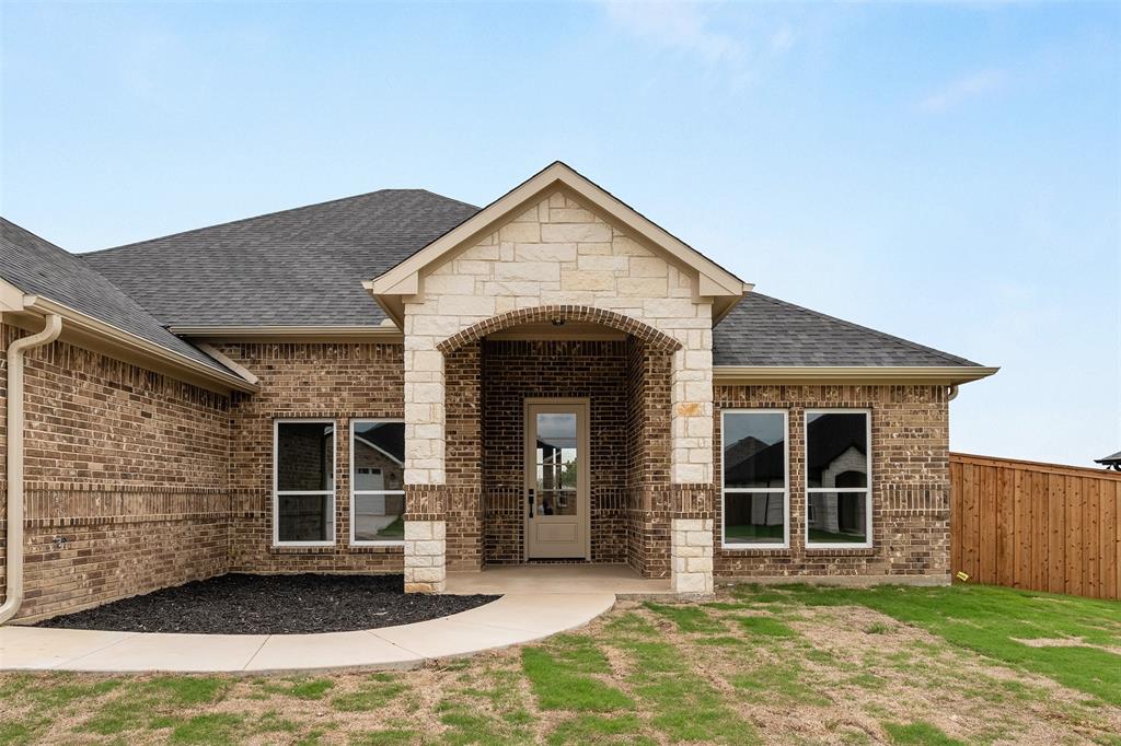 507 Limestone Circle Property Photo 2