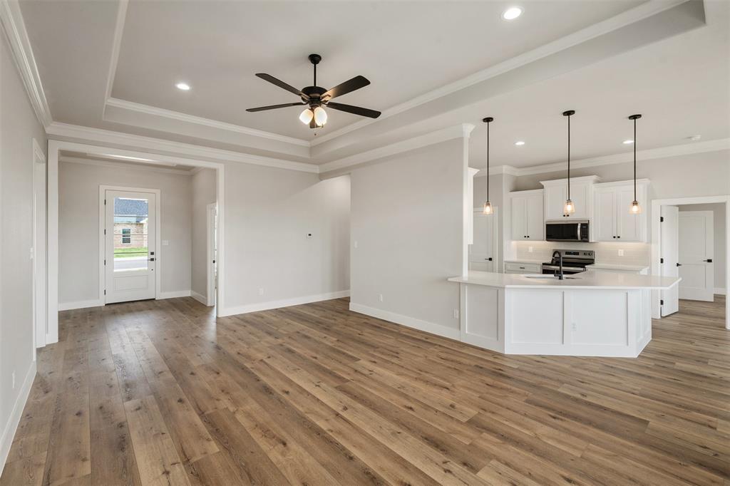 507 Limestone Circle Property Photo 7