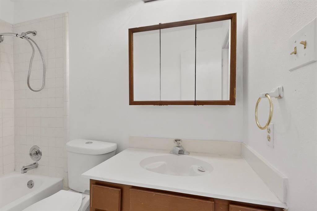 3305 Bucknell Drive Property Photo 18