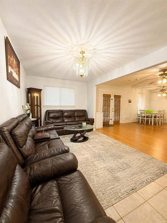 420 Price Drive Property Photo 5