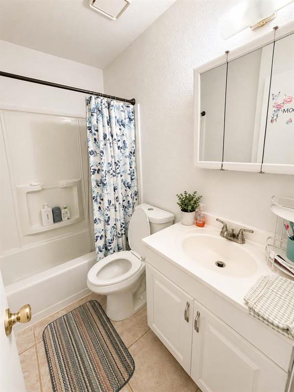 420 Price Drive Property Photo 12