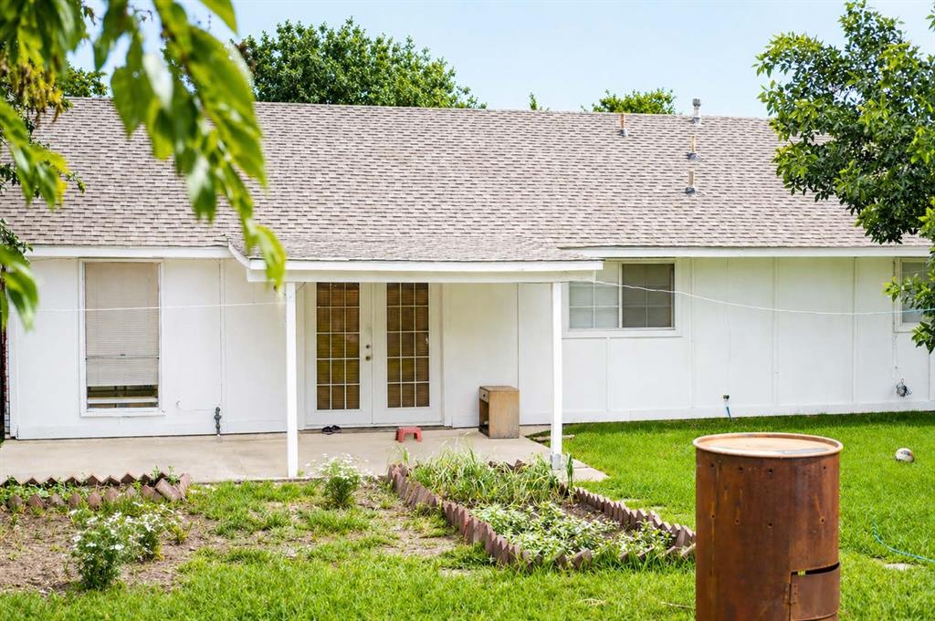 420 Price Drive Property Photo 18