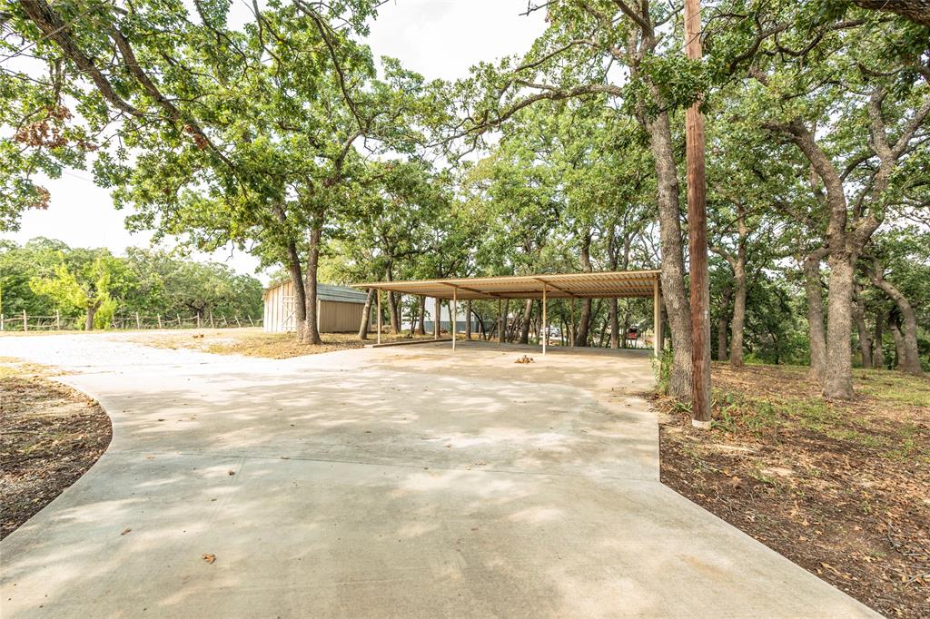 722 Storey Road Property Photo 11