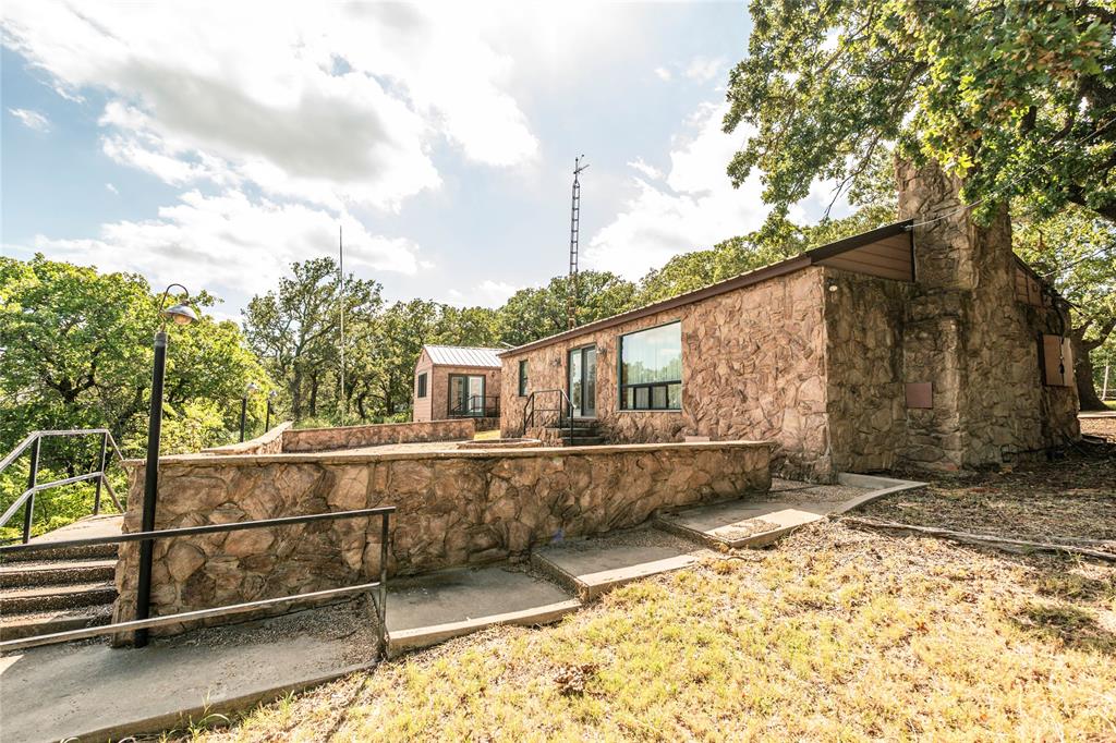 722 Storey Road Property Photo 14