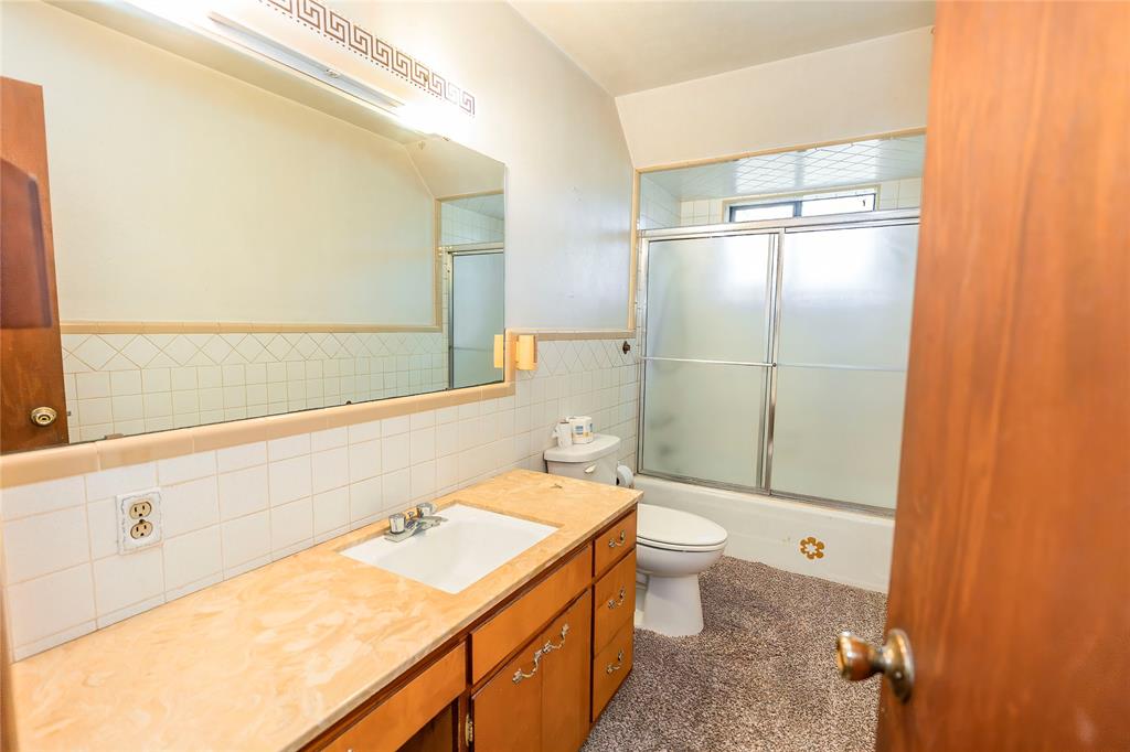 722 Storey Road Property Photo 33