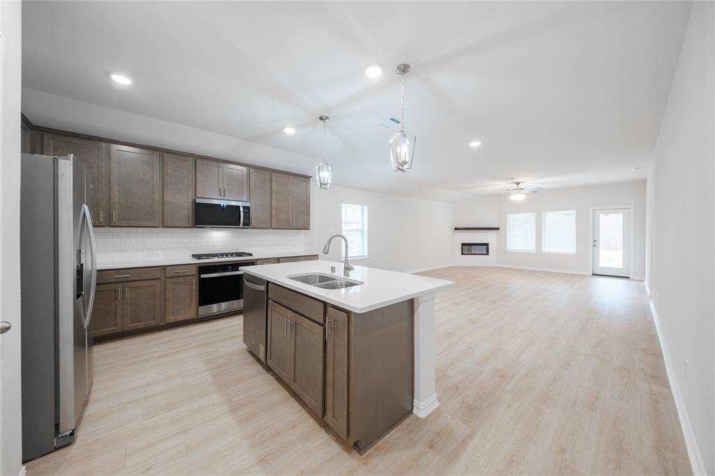 3220 Cross Shore Drive Property Photo 3