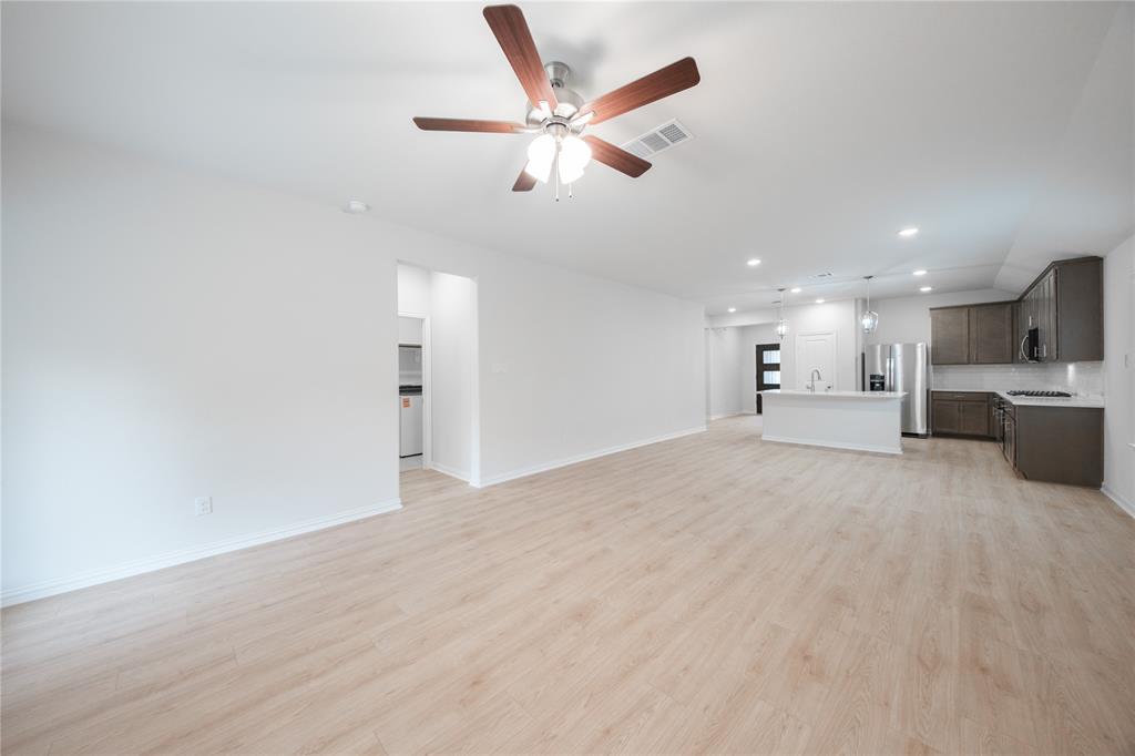 3220 Cross Shore Drive Property Photo 7
