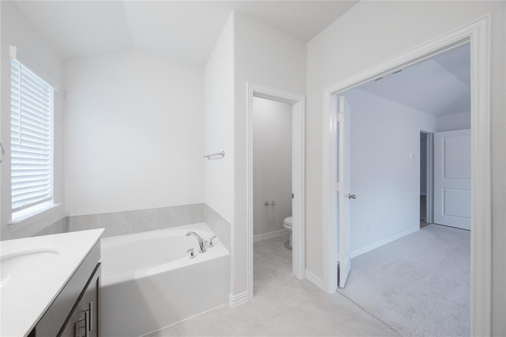 3220 Cross Shore Drive Property Photo 12