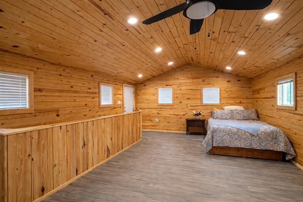 400 Comanche Property Photo 30