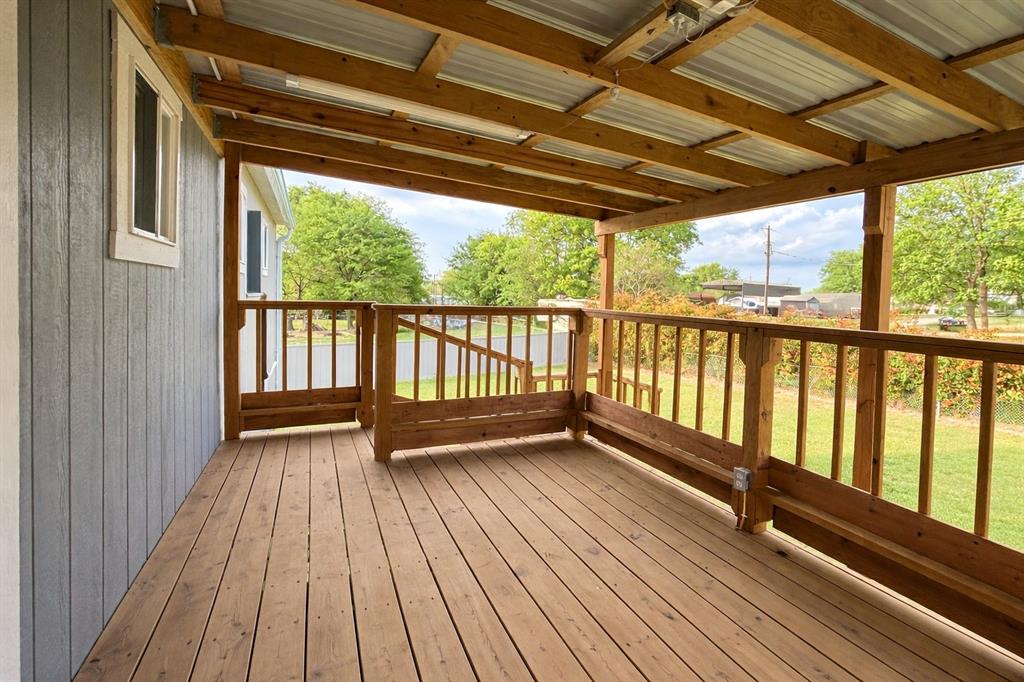 400 Comanche Property Photo 31