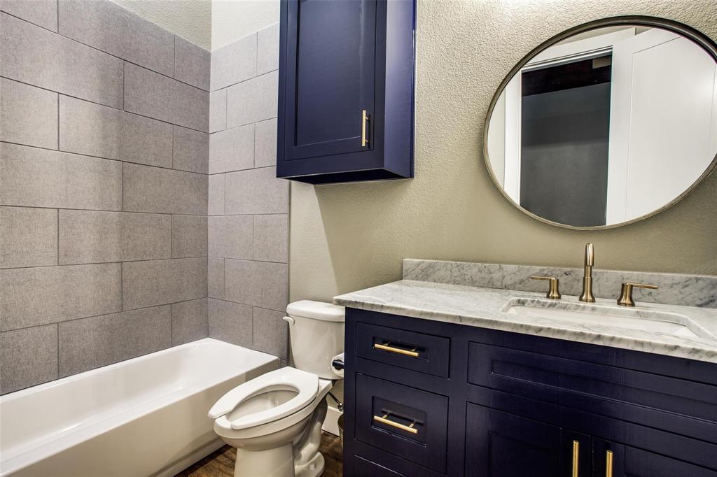 1024 Halsell Street Property Photo 17