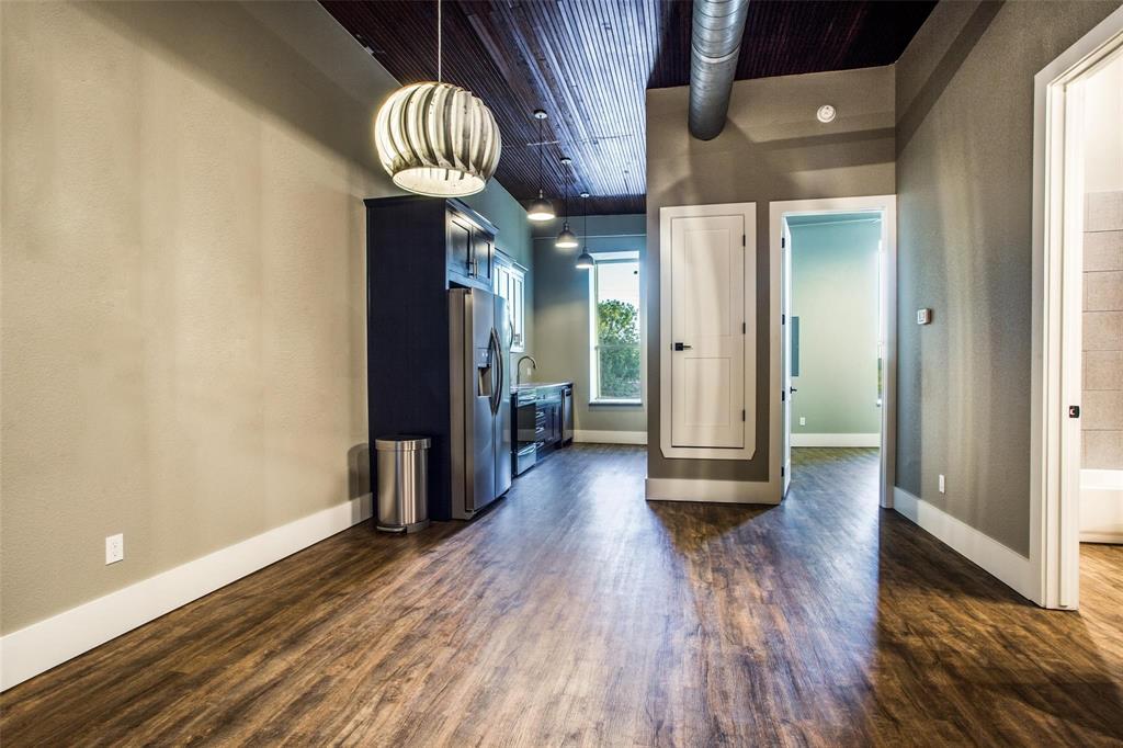 1024 Halsell Street Property Photo 19