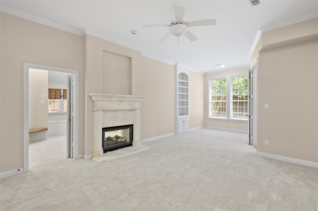 2202 Somerset Property Photo 18