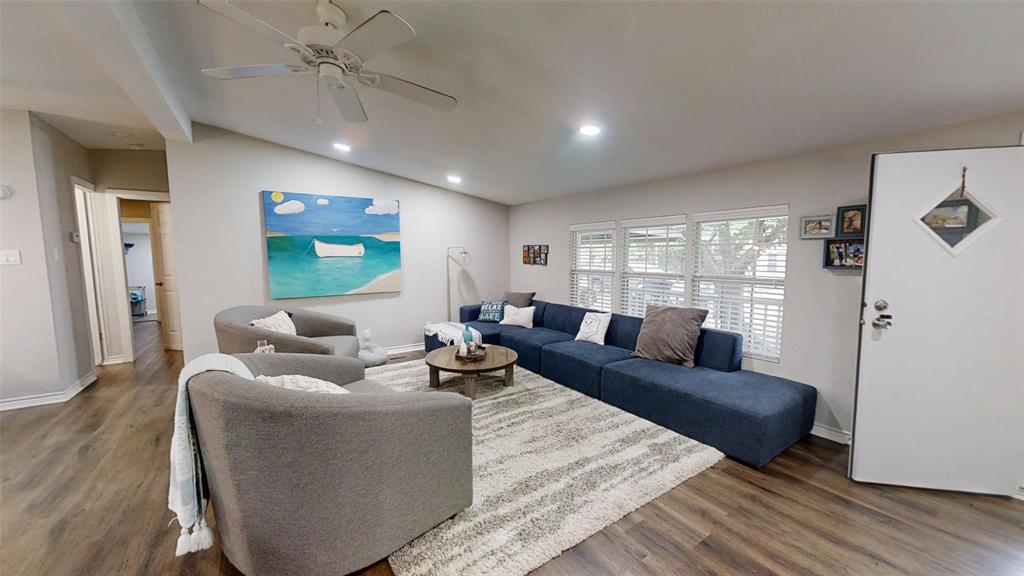 3703 Hartwood Drive Property Photo 6