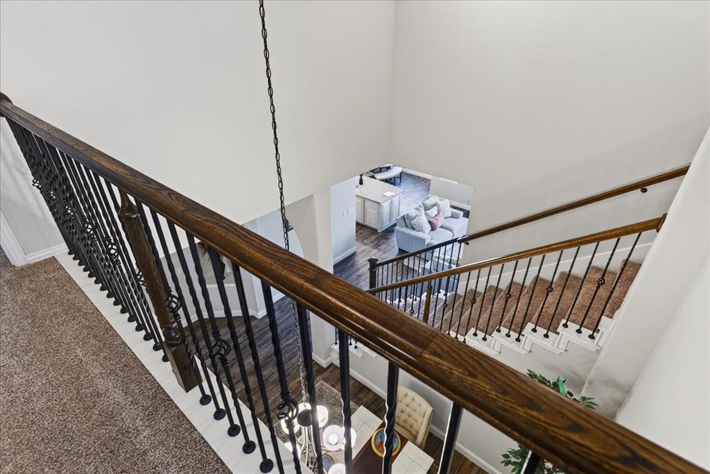 2106 Devonblue Drive Property Photo 12