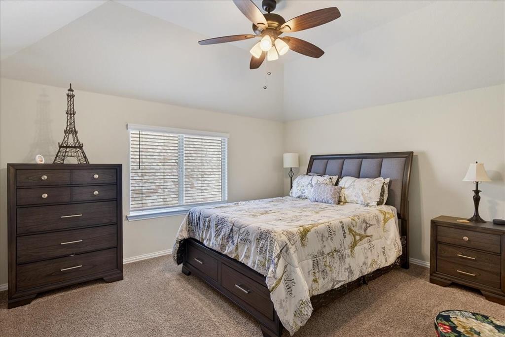 2106 Devonblue Drive Property Photo 17