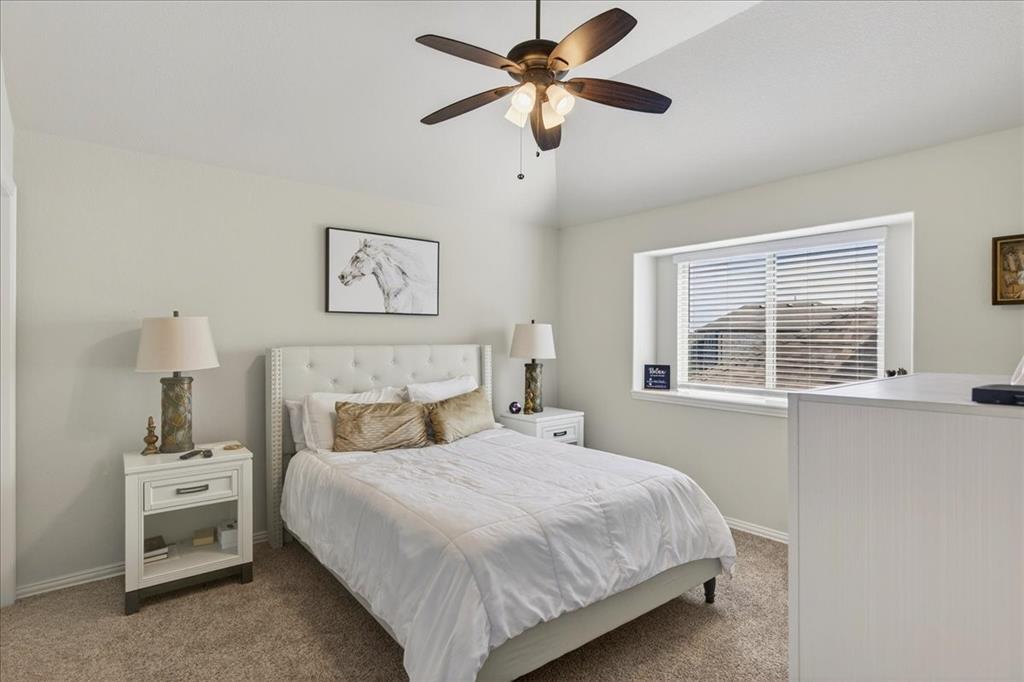 2106 Devonblue Drive Property Photo 21