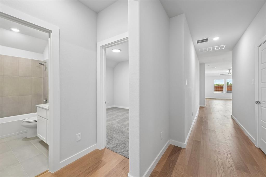 761 Lyft Lane Property Photo 8