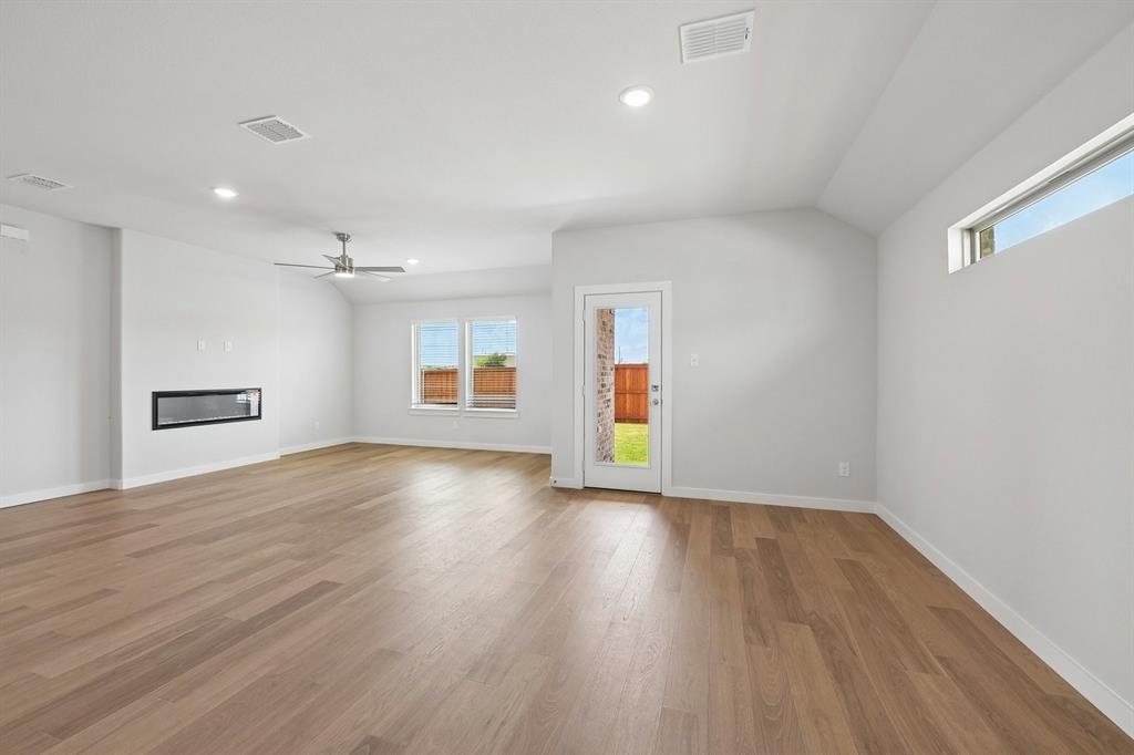 761 Lyft Lane Property Photo 14