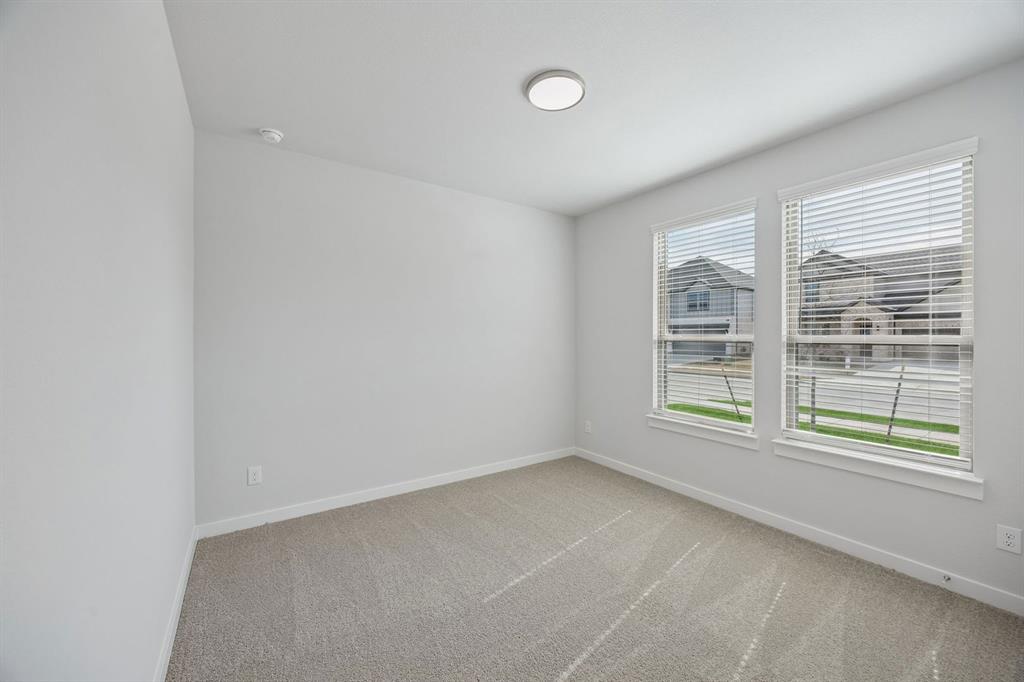745 Lyft Lane Property Photo 34